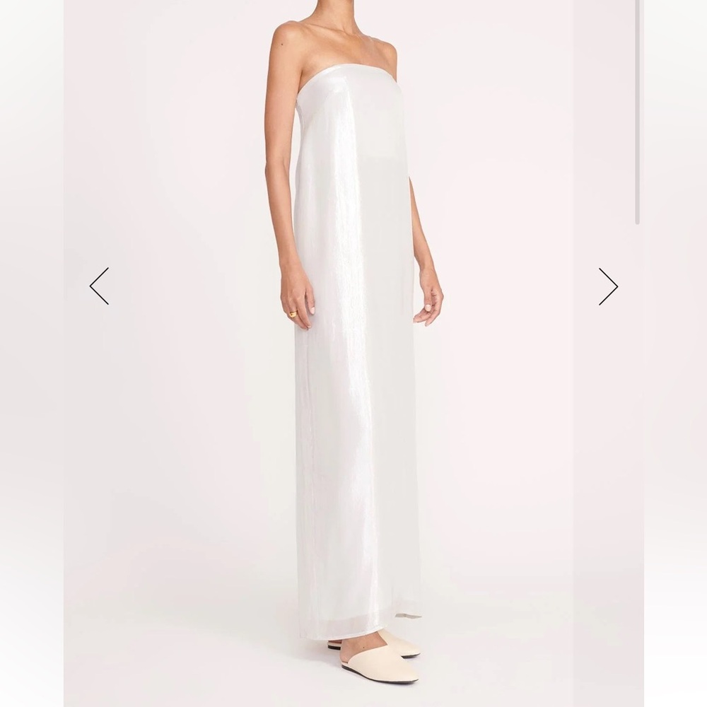CASEY DRESS | SILVER × 1
SILVER / 6